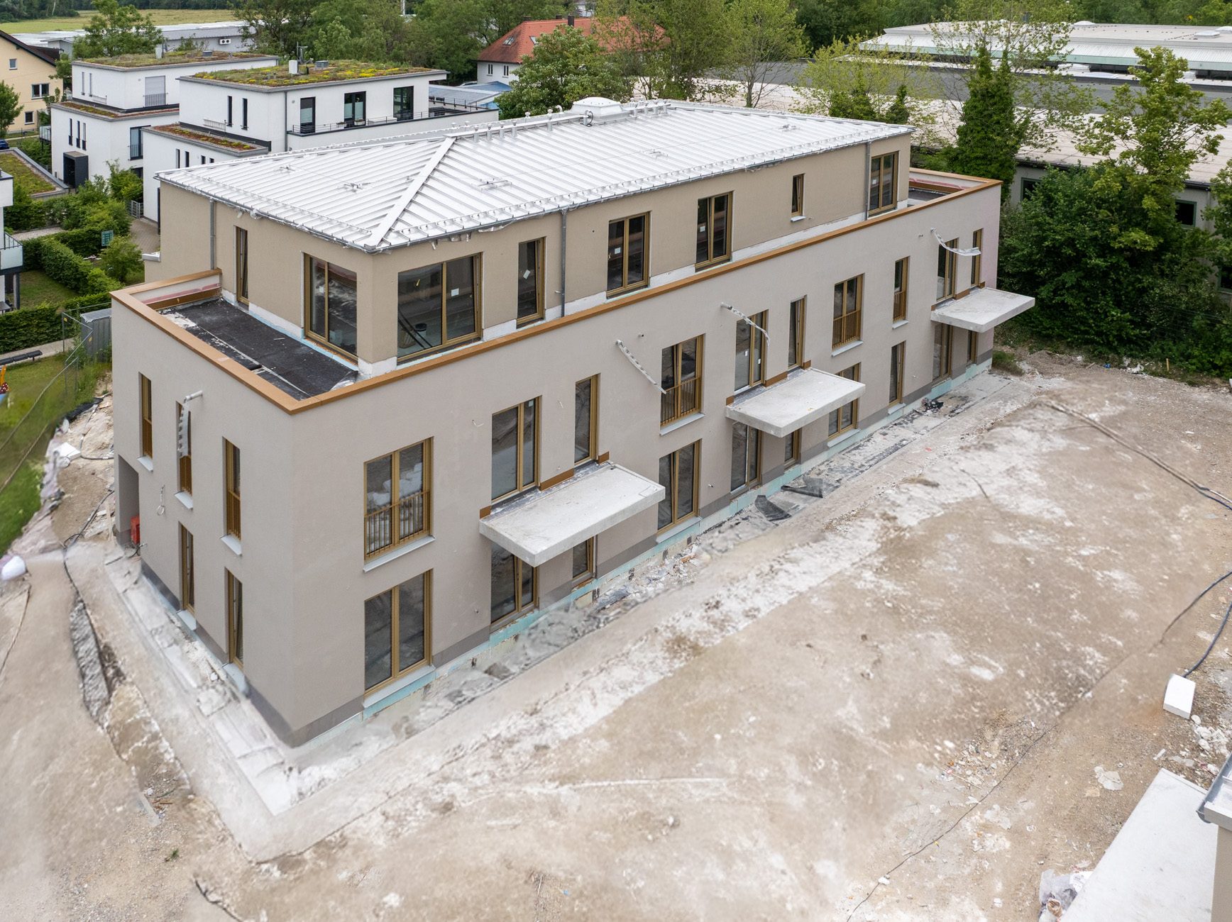 Aigner Immobilien GmbH - Immobilienangebot - 80995 München - Feldmoching - Dachgeschosswohnung - Neubau: Lichterfülltes Familiendomizil mit Dachterrasse im Münchner Nordwesten