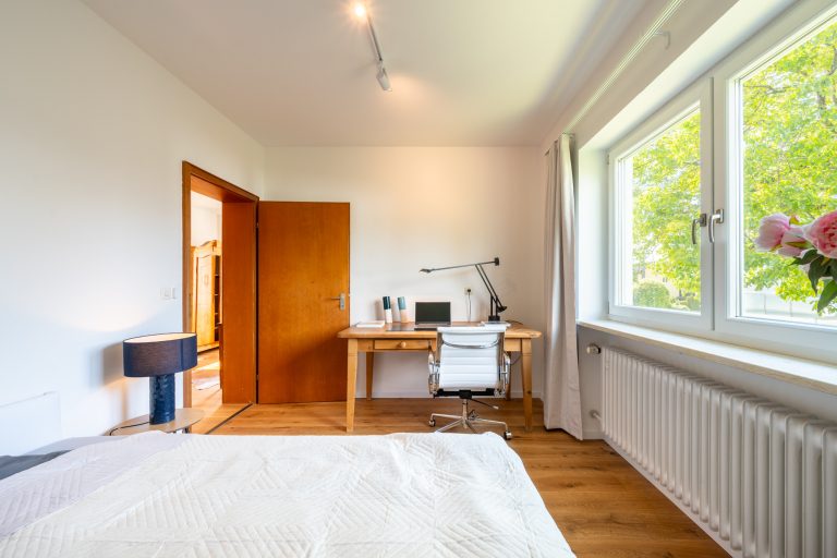 Aigner Immobilien GmbH - Immobilienangebot - 80999 München - Untermenzing - Doppelhaushälfte - Doppelhaushälfte als perfektes Stadtdomizil für anspruchsvolles Wohnen