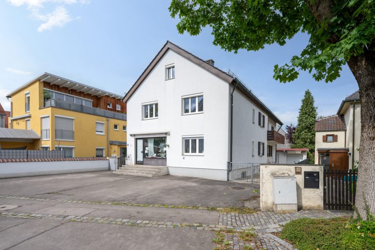 Aigner Immobilien GmbH - Immobilienangebot - 85221 Dachau - Dachau-Stadt - Mehrfamilienhaus - Vielseitiges Wohn- und Geschäftshaus mit separaten Einheiten