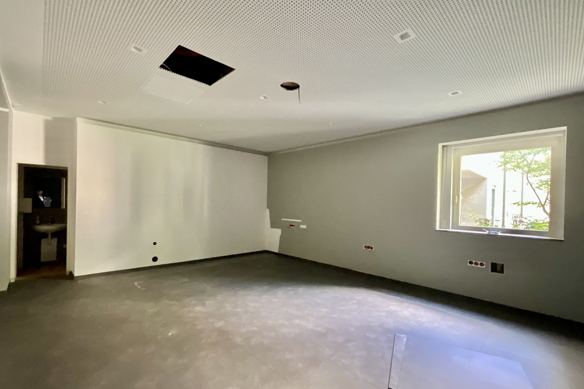 Aigner Immobilien GmbH - Immobilienangebot - 81673 München - Berg am Laim - Restaurant - Berg am Laim: Leerstehende Gewerbefläche mit vielfältigen Nutzungsmöglichkeiten