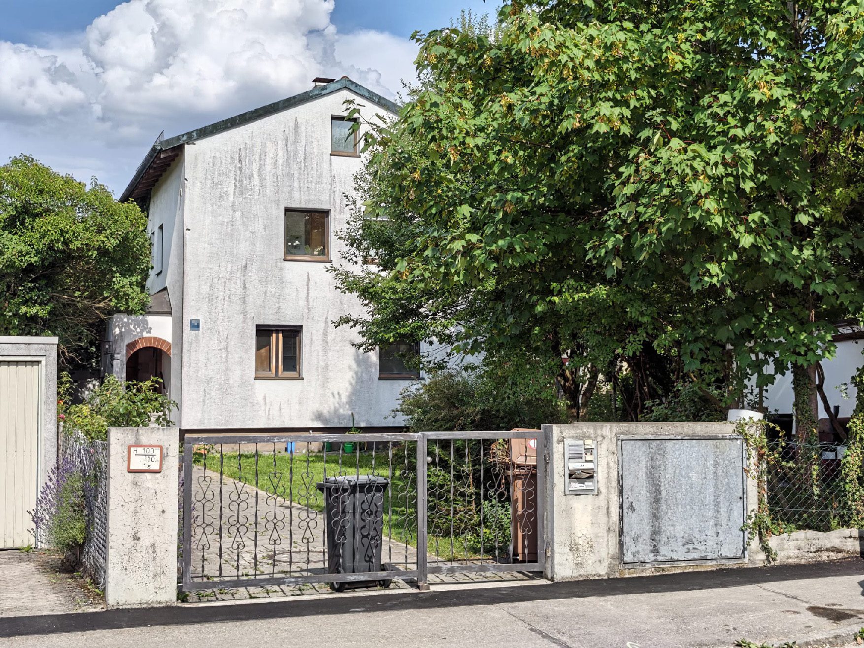 Aigner Immobilien GmbH - Immobilienangebot - 80993 München - Moosach - Baugrund für Ein- / Zweifamilienhäuser - Großzügiges Grundstück mit Altbestand in ruhiger Lage von Moosach
