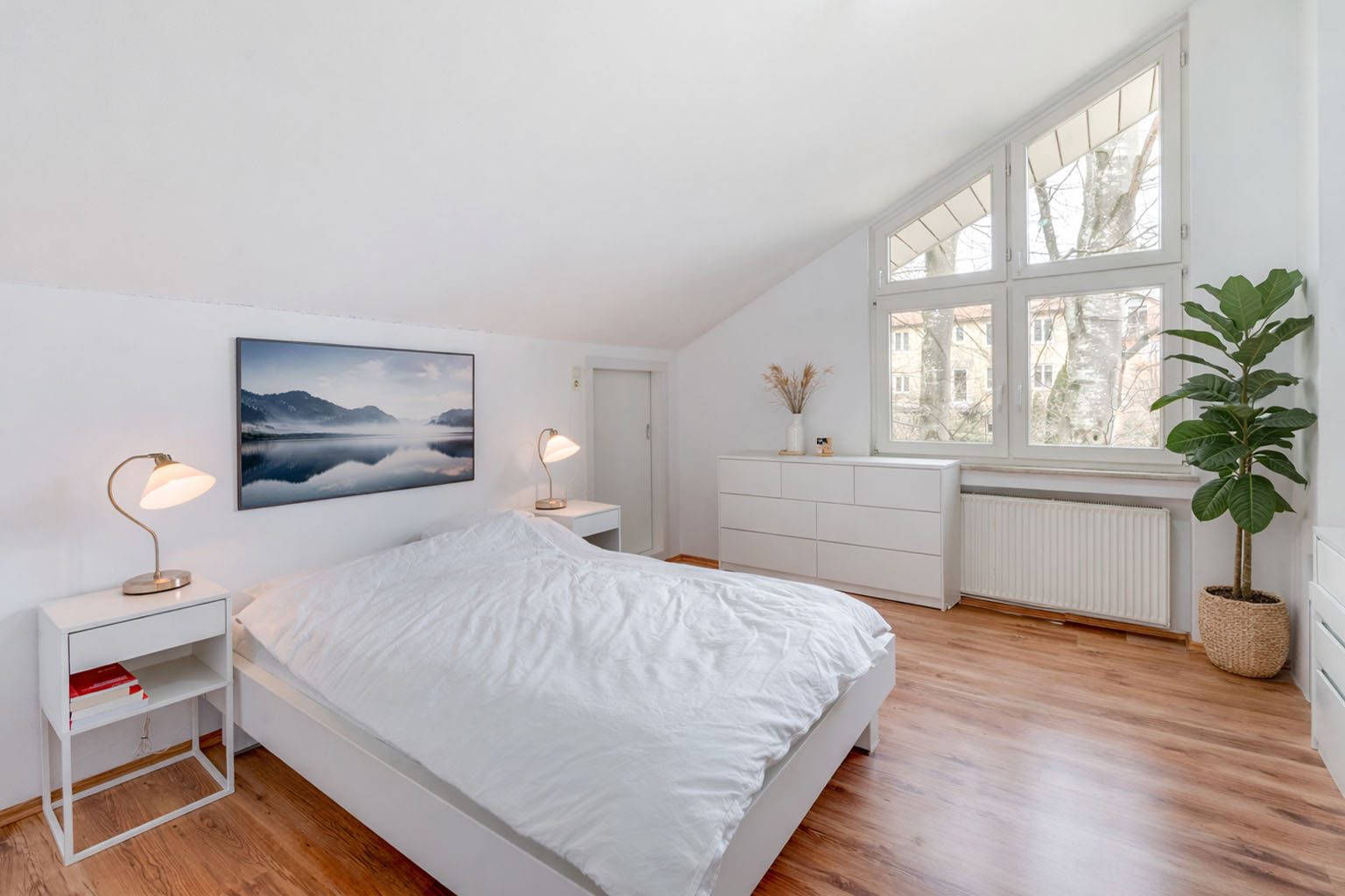 Aigner Immobilien GmbH - Immobilienangebot - 82319 Starnberg - Starnberg - Dachgeschosswohnung - Moderne Dachgeschosswohnung mit Bergblick in Starnberg-Söcking