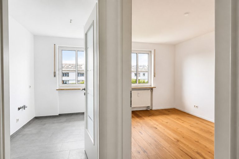 Aigner Immobilien GmbH - Immobilienangebot - 80637 München - Neuhausen - Maisonettewohnung - Modernes Wohnen auf zwei Etagen: Helle 4-Zimmer-Maisonettewohnung mit Südost-Balkon