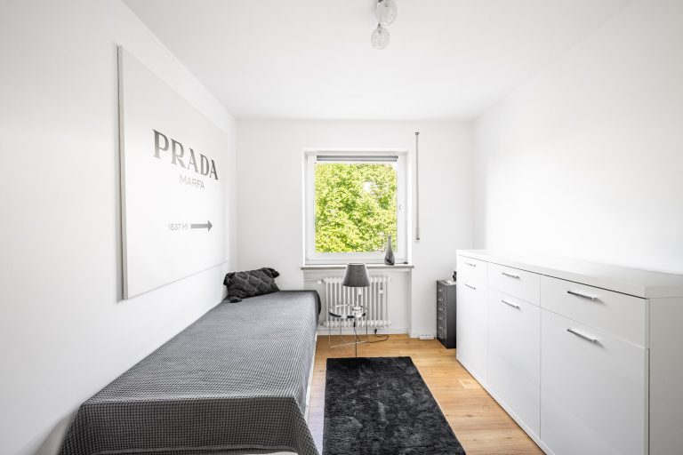 Aigner Immobilien GmbH - Immobilienangebot - 81369 München - Sendling - Etagenwohnung - Bezugsfreie 4-Zimmer-Wohnung mit durchdachtem Grundriss, West-Balkon und Tiefgaragenstellplatz