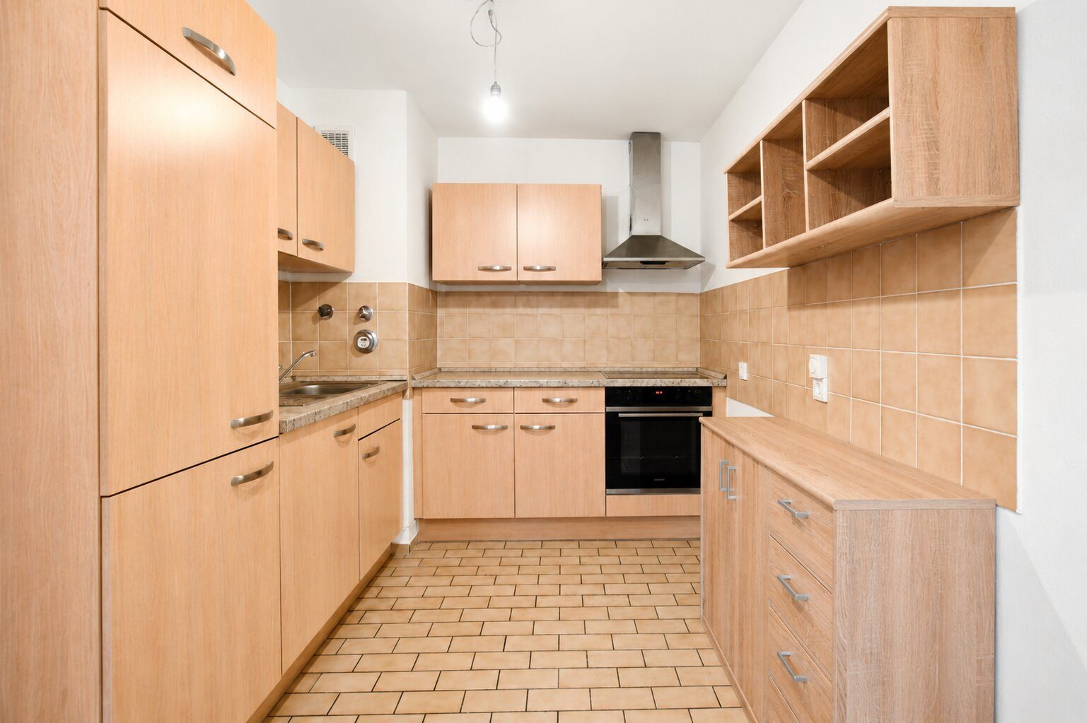 Aigner Immobilien GmbH - Immobilienangebot - 81245 München - Pasing - Erdgeschosswohnung - Zentral wohnen, draußen genießen – 1-Zimmer-Gartenwohnung in Pasing