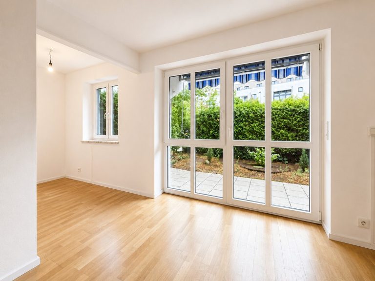 Aigner Immobilien GmbH - Immobilienangebot - 81245 München - Pasing - Erdgeschosswohnung - Zentral wohnen, draußen genießen – 1-Zimmer-Gartenwohnung in Pasing