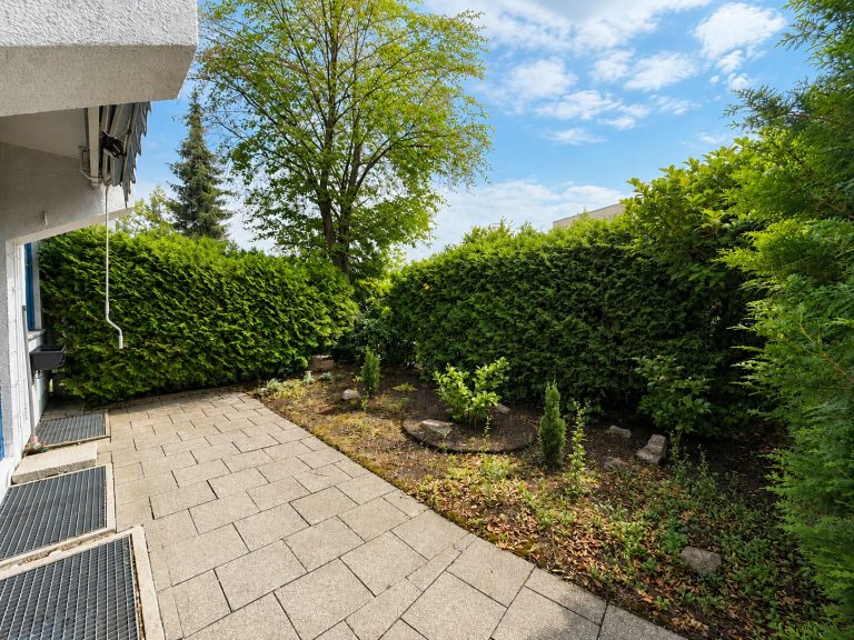 Aigner Immobilien GmbH - Immobilienangebot - 81245 München - Pasing - Erdgeschosswohnung - Zentral wohnen, draußen genießen – 1-Zimmer-Gartenwohnung in Pasing