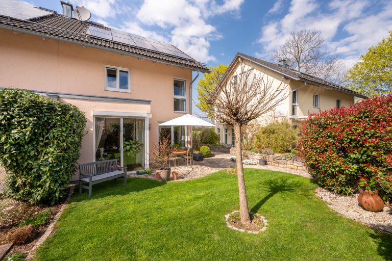 Aigner Immobilien GmbH - Immobilienangebot - 85540 Haar - Haar - Doppelhaushälfte - Ein Zuhause zum Ankommen: Charmante Doppelhaushälfte in ruhiger Feldrandlage