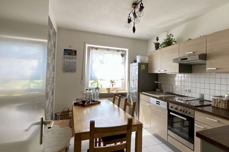 Aigner Immobilien GmbH - Immobilienangebot - 85551 Kirchheim - Kirchheim - Mehrfamilienhaus - Kirchheim bei München: Gepflegtes Mehrfamilienhaus bestehend aus 6 Einheiten