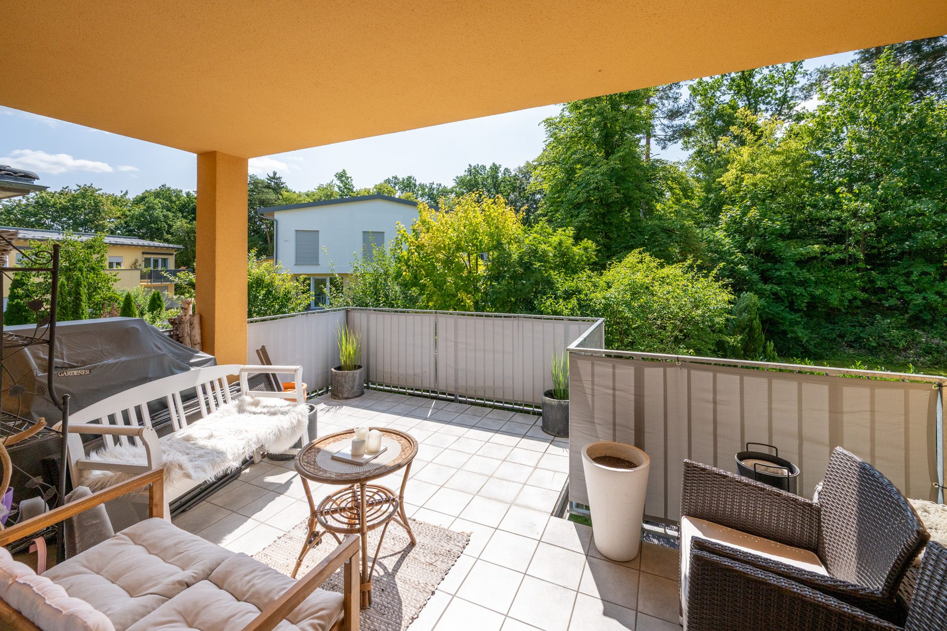 Aigner Immobilien GmbH - Immobilienangebot - 82256 Fürstenfeldbruck - Fürstenfeldbruck-Stadt - Etagenwohnung - Modernes Wohnen mit sonnigem Balkon und offenem Wohnbereich in Fürstenfeldbruck