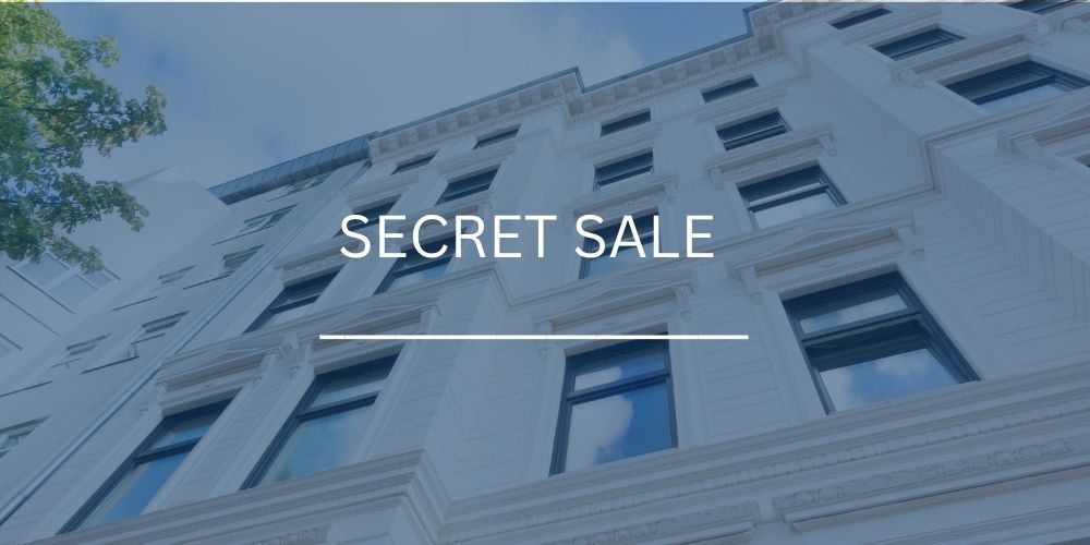 Fassade Wohnhaus mit Secret Sale