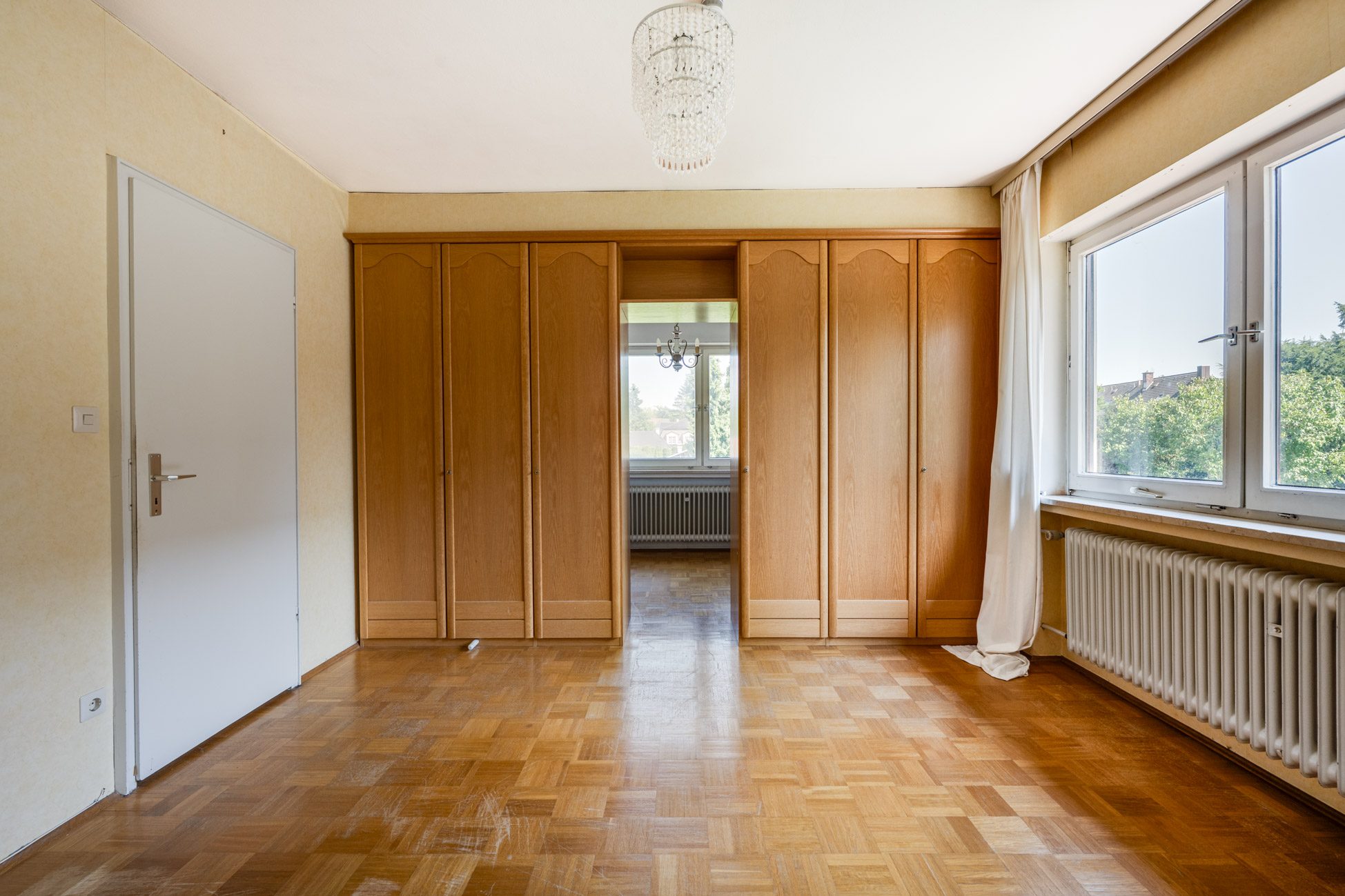 Aigner Immobilien GmbH - Immobilienangebot - 81477 München - Solln - Doppelhaushälfte - Ruhige Doppelhaushälfte mit Ausbau-Potenzial und idyllischen Süd-West-Garten