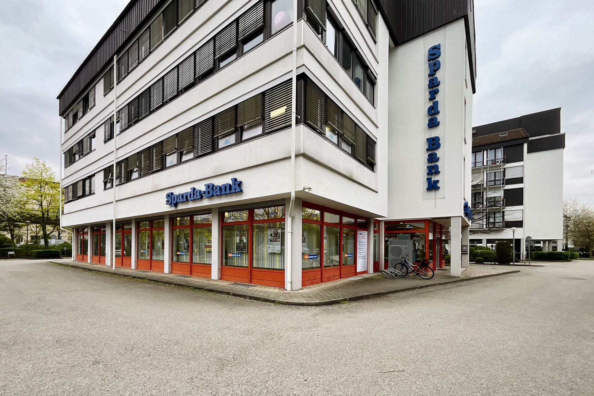 Aigner Immobilien GmbH - Immobilienangebot - 85716 Unterschleißheim - Unterschleißheim - Gewerbeeinheit (Invest.) - Unterschleißheim: Renditestarke Gewerbeeinheiten mit langjährigen Mietern