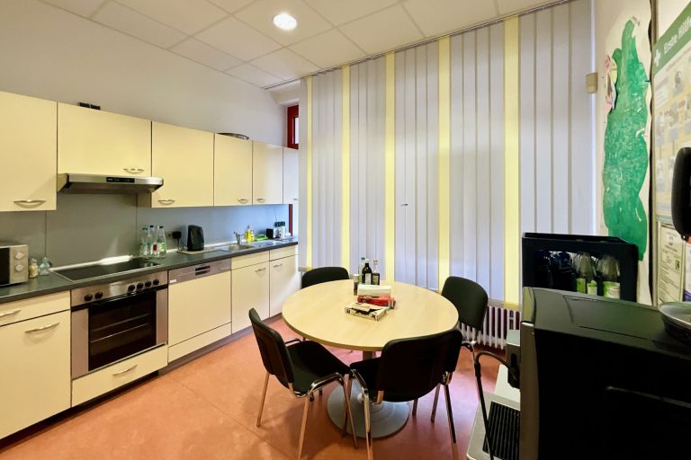 Aigner Immobilien GmbH - Immobilienangebot - 85716 Unterschleißheim - Unterschleißheim - Gewerbeeinheit (Invest.) - Unterschleißheim: Renditestarke Gewerbeeinheiten mit langjährigen Mietern