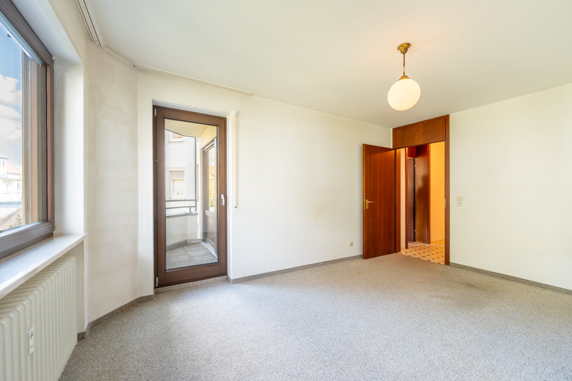 Aigner Immobilien GmbH - Immobilienangebot - 80796 München - Schwabing - Etagenwohnung - Seltene Gelegenheit: Großzügige 3-Zimmer-Wohnung mit drei Balkonen in Top-Lage