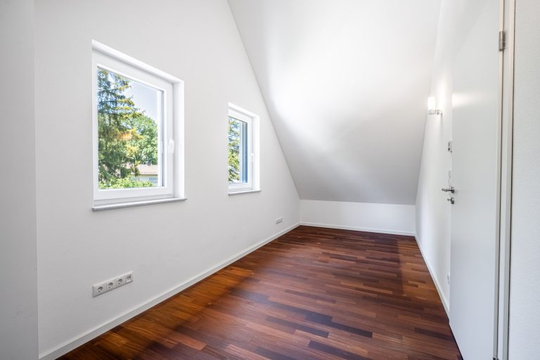 Aigner Immobilien GmbH - Immobilienangebot - 82319 Starnberg - Starnberg - Einfamilienhaus - Großzügiges Einfamilienhaus mit Garten in zentraler Lage von Starnberg