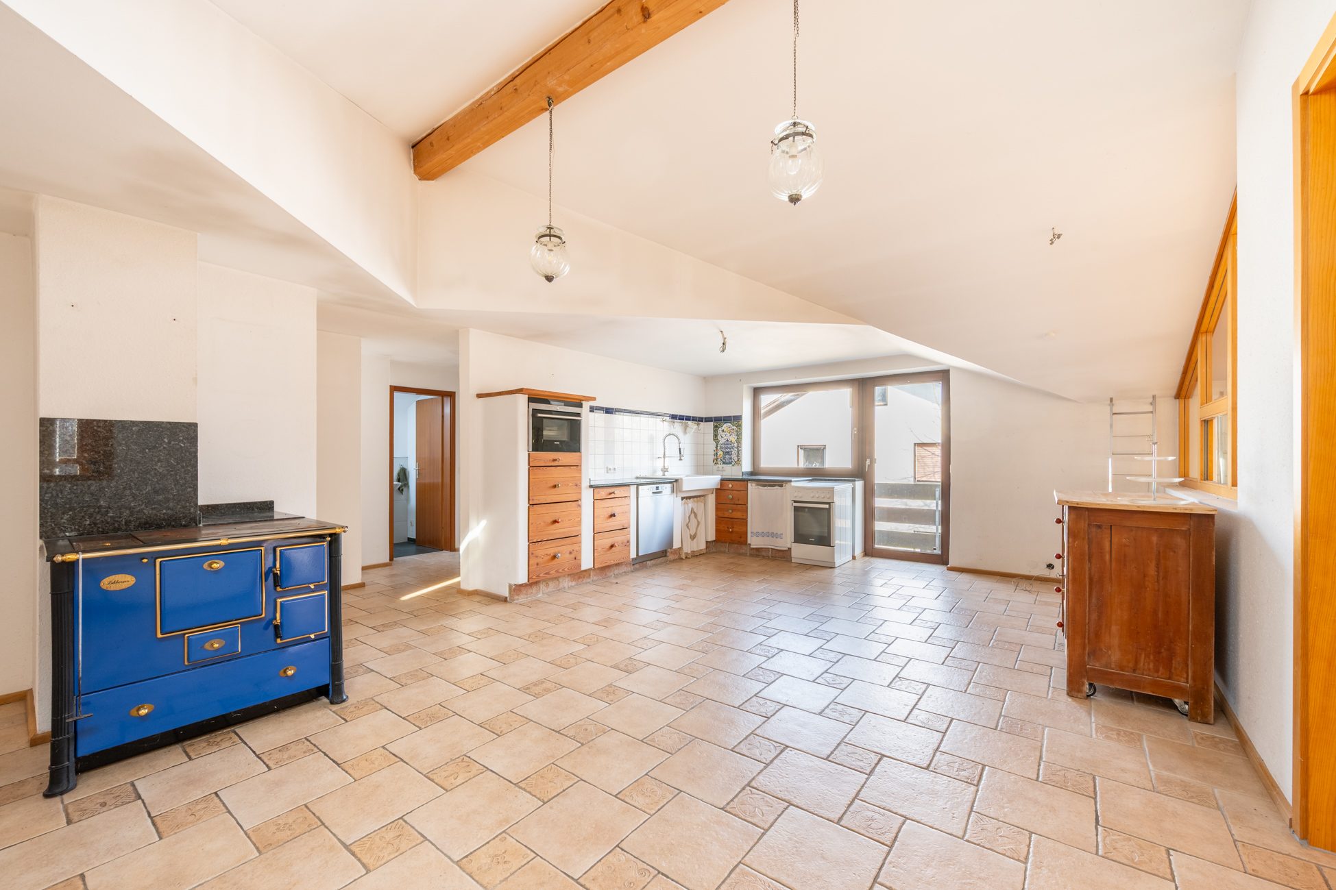 Aigner Immobilien GmbH - Immobilienangebot - 83043 Bad Aibling - Bad Aibling - Wohn- u. Geschäftsgebäude - Inspirierende Immobilie für Künstler, Unternehmer und Visionäre in Bad Aibling!