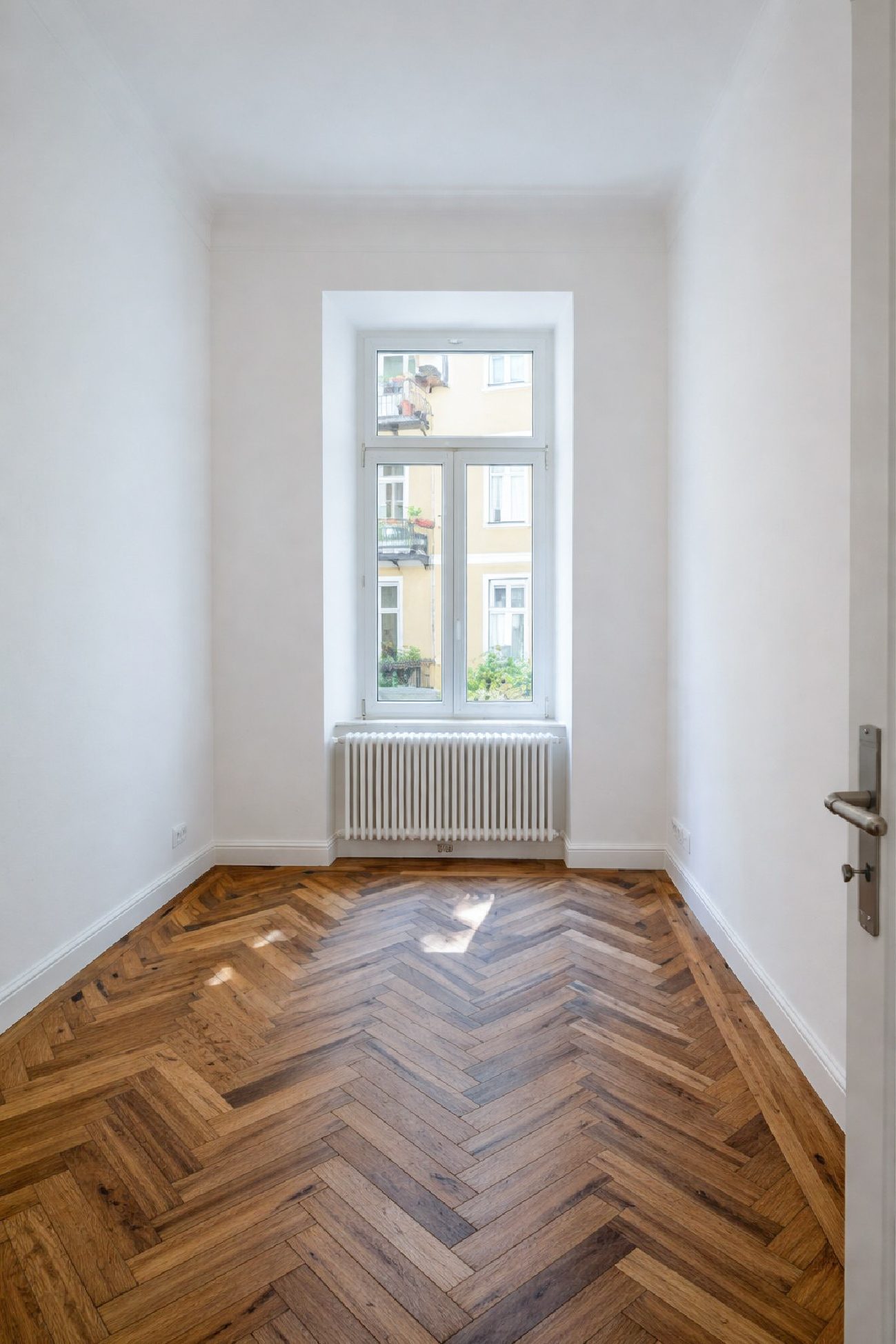 003LangKinderzimmer Aigner Immobilien GmbH - Immobilienangebot - 80469 München - Ludwigsvorstadt - Etagenwohnung - Wohnen mit Geschichte und Stil – exklusiv sanierte Altbauwohnung direkt an der Isar