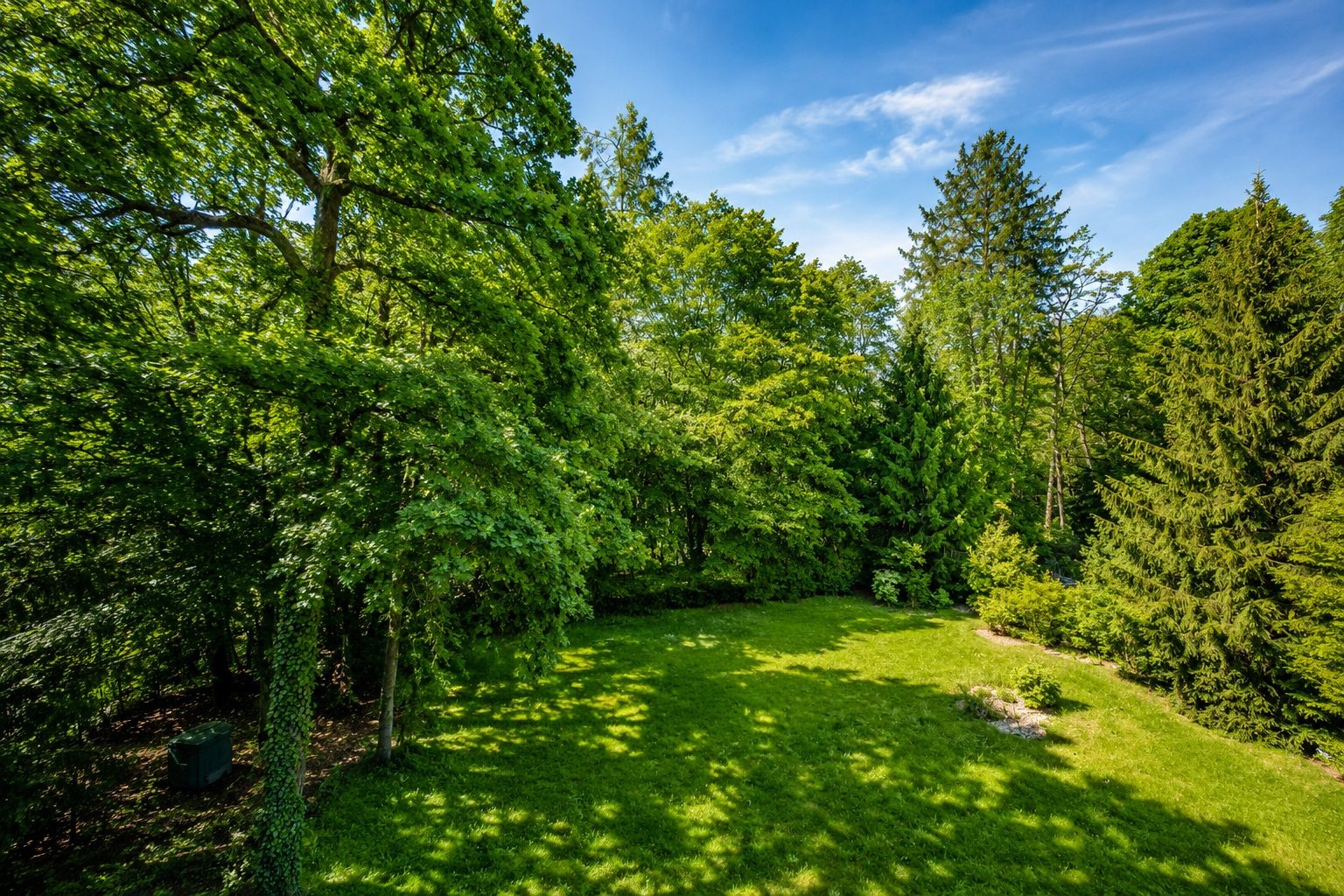 Aigner Immobilien GmbH - Immobilienangebot - 82166 Gräfelfing - Gräfelfing - Grundstücke - Begehrte Villenlage: Eckgrundstück mit 1.275 m², Privatsphäre und Potenzial