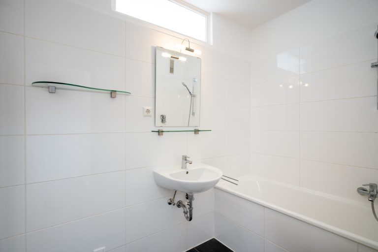 Aigner Immobilien GmbH - Immobilienangebot - 80995 München - Lerchenau - Etagenwohnung - Wohnen zwischen Stadt und Natur: Ruhige 1-Zimmer-Wohnung am Lerchenauer See