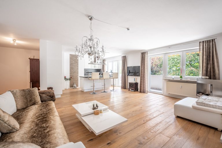 Aigner Immobilien GmbH - Immobilienangebot - 80686 München - Laim - Etagenwohnung - Stilvolles Wohnen in Bestlage Laim: großzügige 3-Zimmer-Wohnung mit besonderem Flair