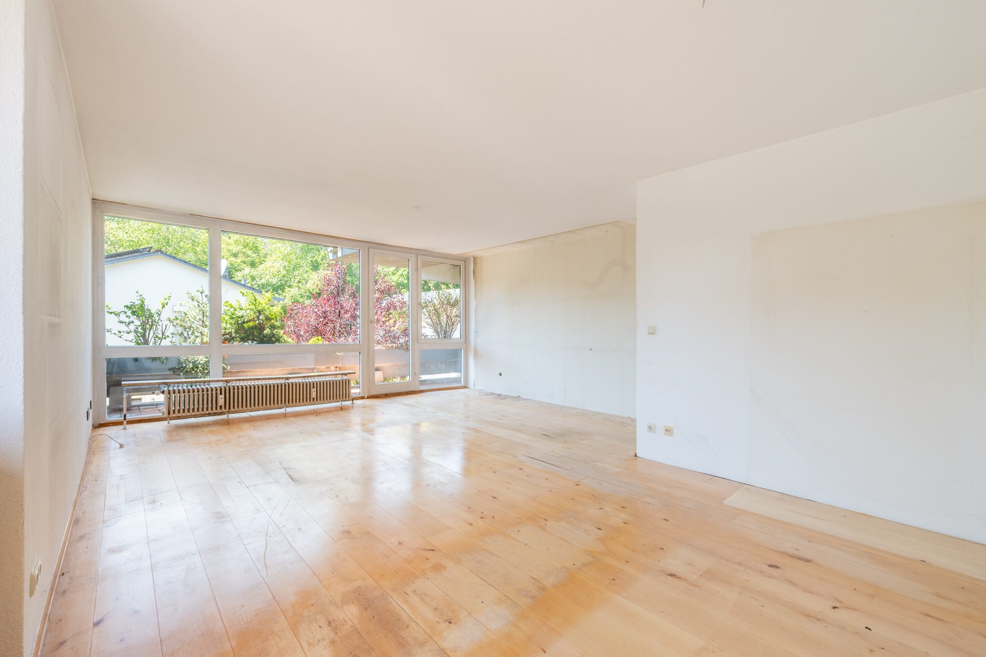 Aigner Immobilien GmbH - Immobilienangebot - 82049 Pullach i.Isartal - Pullach - Etagenwohnung - Wohnträume verwirklichen – 2,5-Zimmer-Wohnung mit zwei Balkonen in Pullach