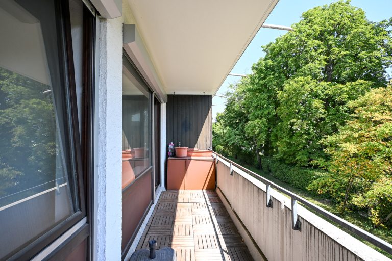 Aigner Immobilien GmbH - Immobilienangebot - 81735 München - Ramersdorf - Etagenwohnung - Ruhig gelegene 2-Zimmer-Wohnung mit großer Ostloggia in Ramersdorf