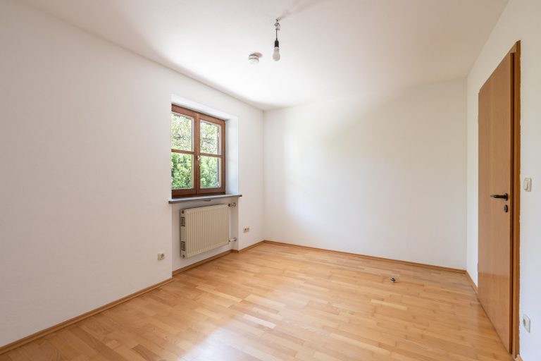 Aigner Immobilien GmbH - Immobilienangebot - 82515 Wolfratshausen - Wolfratshausen - Einfamilienhaus mit Einliegerwohnung - Großzügiges Einfamilienhaus für verschiedene Wohnkonzepte in Wolfratshausen