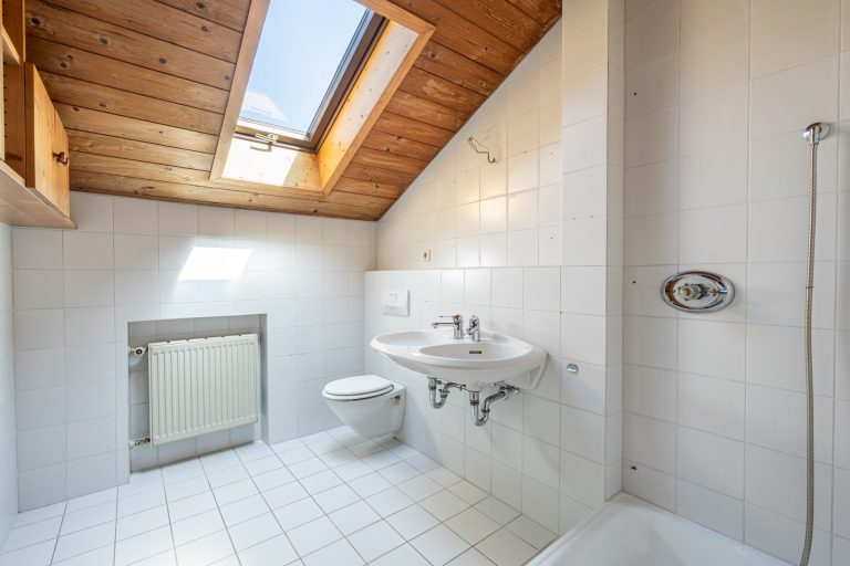 Aigner Immobilien GmbH - Immobilienangebot - 82515 Wolfratshausen - Wolfratshausen - Einfamilienhaus mit Einliegerwohnung - Großzügiges Einfamilienhaus für verschiedene Wohnkonzepte in Wolfratshausen