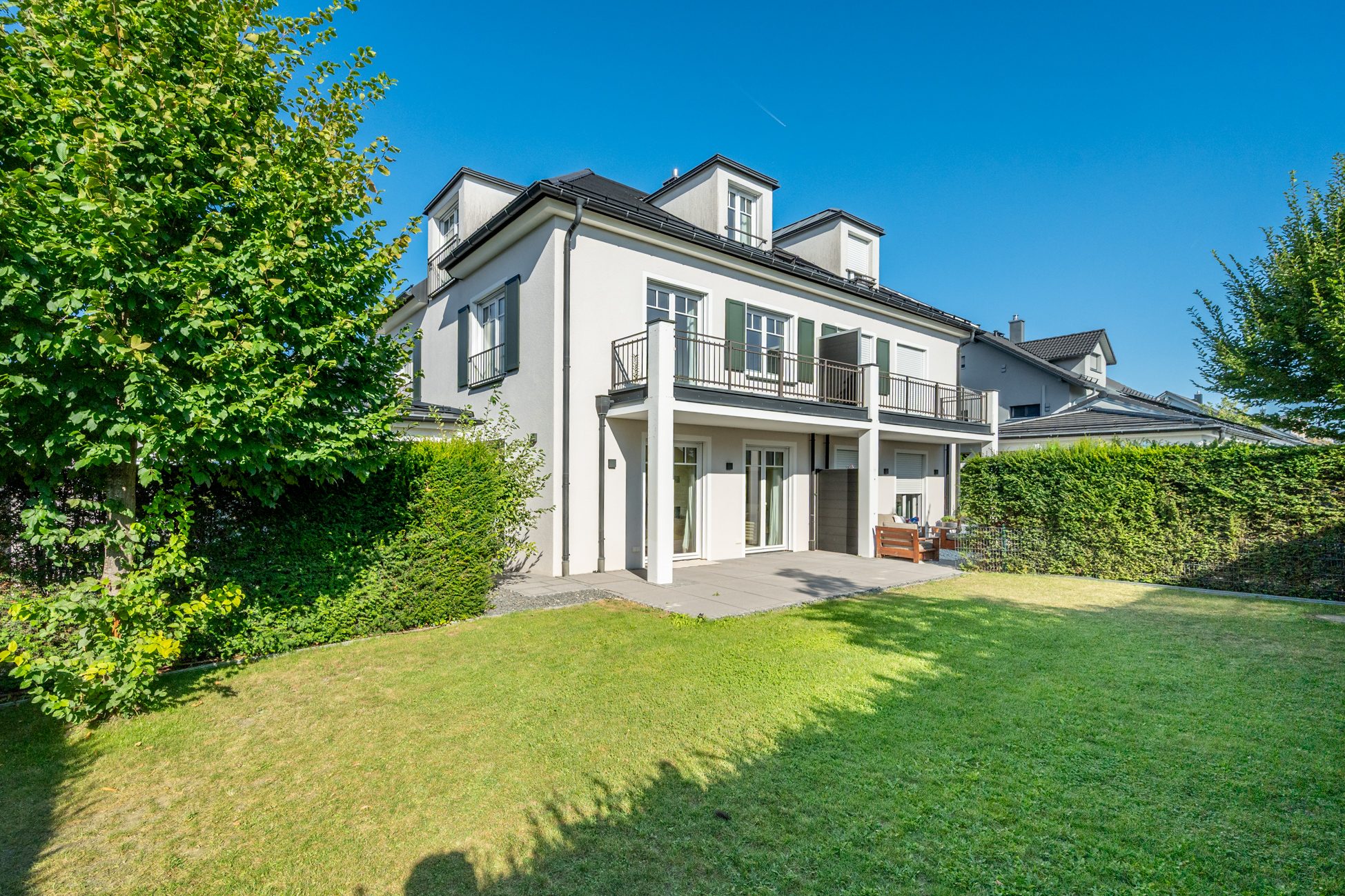 Aigner Immobilien GmbH - Immobilienangebot - 85609 Aschheim - Aschheim - Doppelhaushälfte - Stilvolle und geräumige Doppelhaushälfte am Erholungspark Aschheim