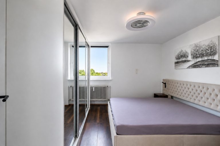 Aigner Immobilien GmbH - Immobilienangebot - 80939 München - Milbertshofen - Etagenwohnung - Modern, hell und flexibel nutzbar: Attraktive 4-Zimmer-Wohnung mit Balkon