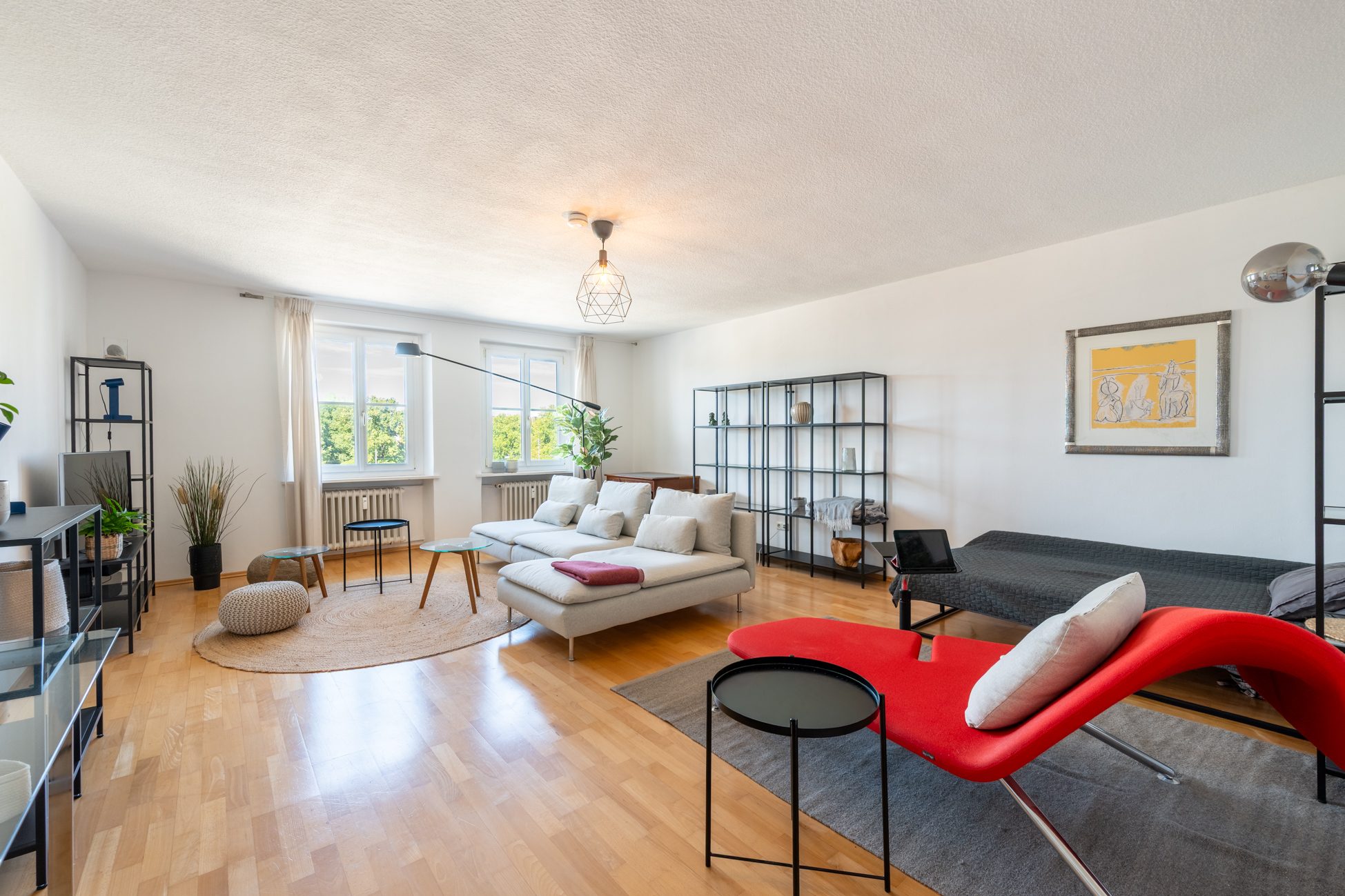 Aigner Immobilien GmbH - Immobilienangebot - 80797 München - Schwabing-West - Etagenwohnung - Großzügig wohnen in Schwabing – 2-Zimmer-Wohnung mit Südloggia