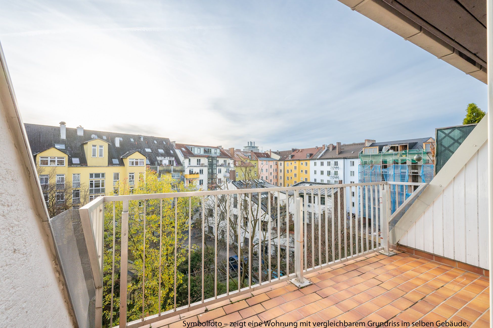 Aigner Immobilien GmbH - Immobilienangebot - 80469 München - Glockenbachviertel - Etagenwohnung - Helle 3-Zimmer-Wohnung mit Balkon im Glockenbachviertel