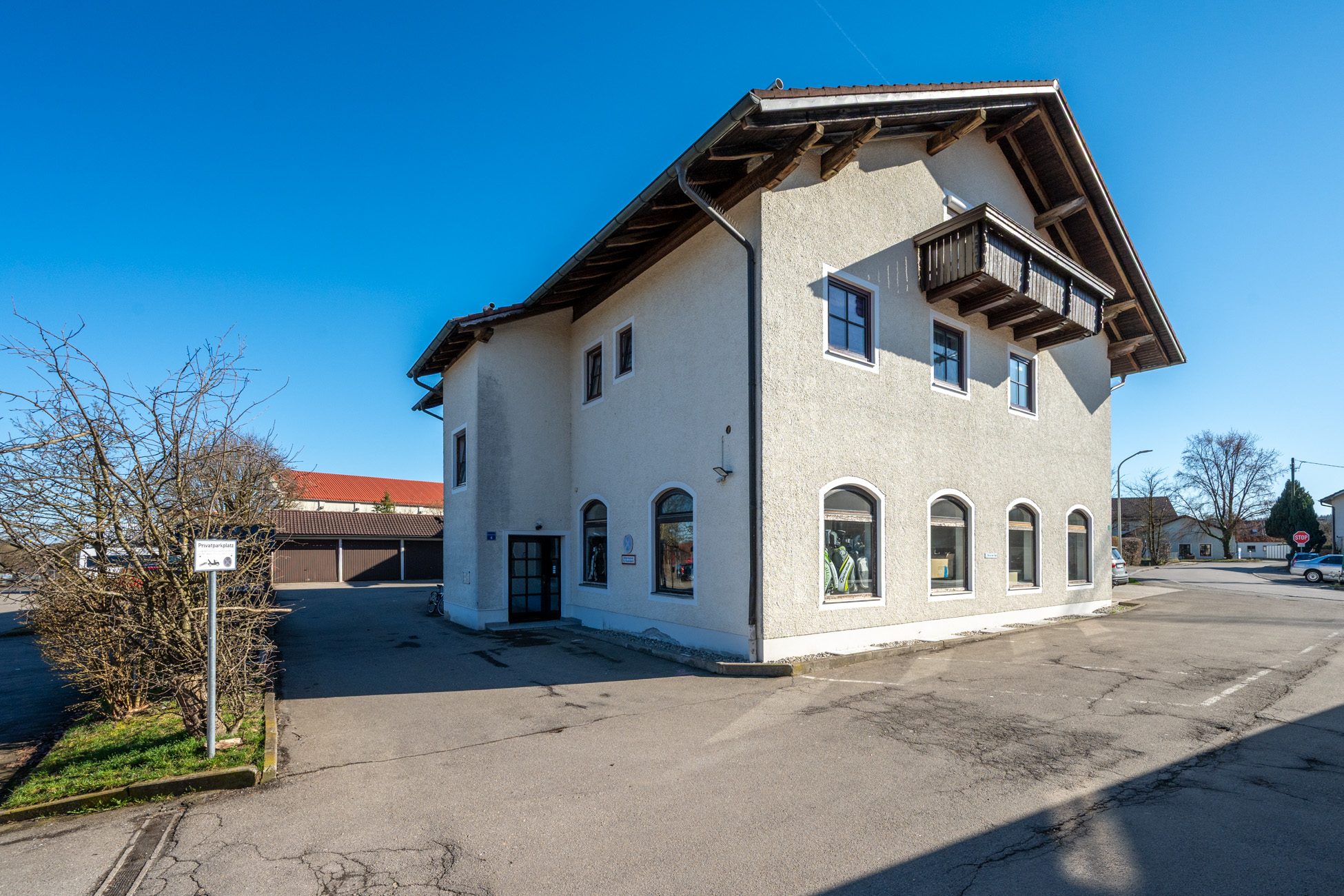 Aigner Immobilien GmbH - Immobilienangebot - 85643 Steinhöring - Steinhöring - Wohn-/Geschäftshaus (Invest.) - Großes Anwesen als Investment-Objekt in guter Vermietungslage in Steinhöring!
