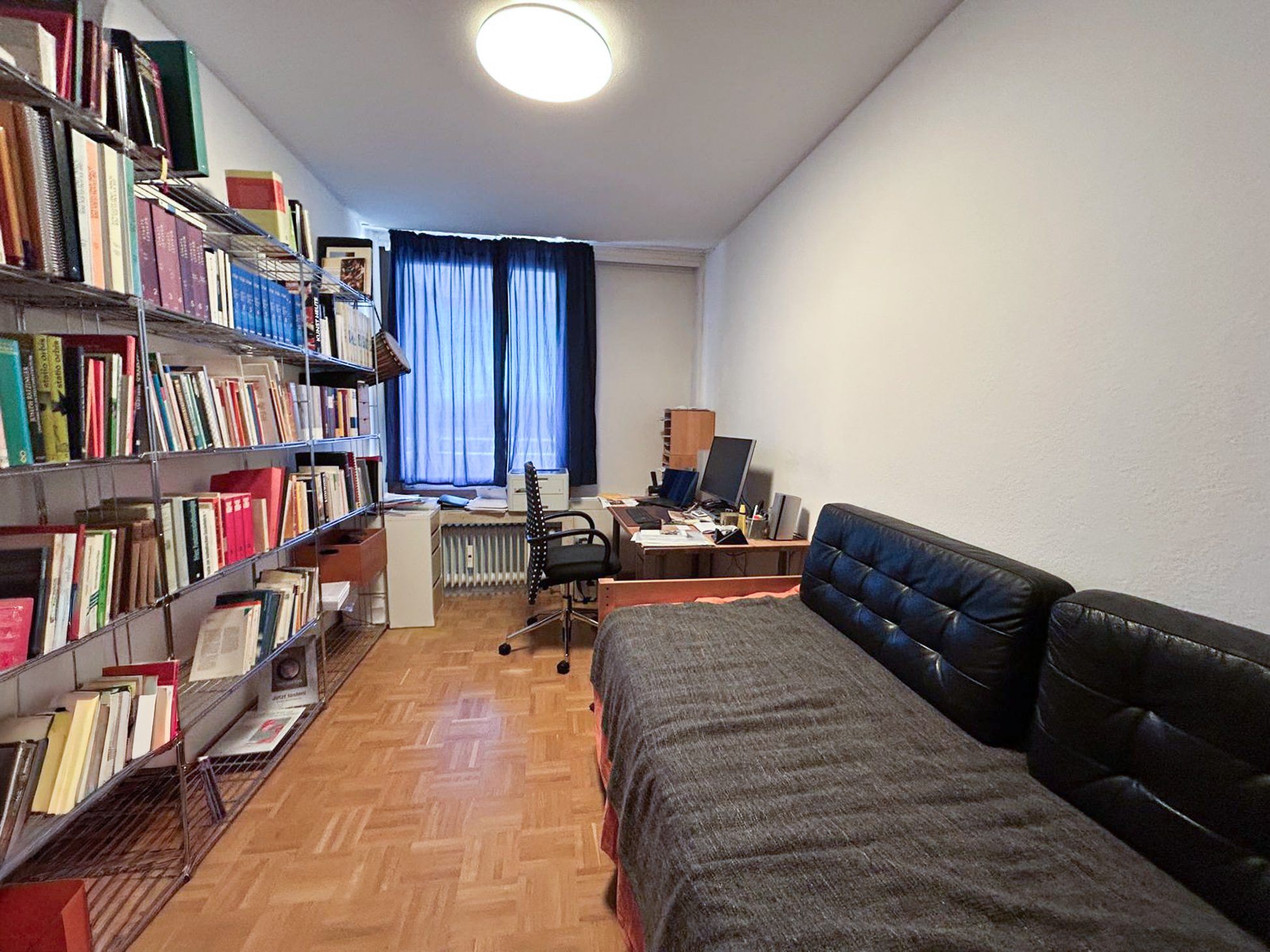 Aigner Immobilien GmbH - Immobilienangebot - 81925 München - Bogenhausen - Etagenwohnung - Gut geschnittene 3-Zimmer-Wohnung mit zwei Balkonen