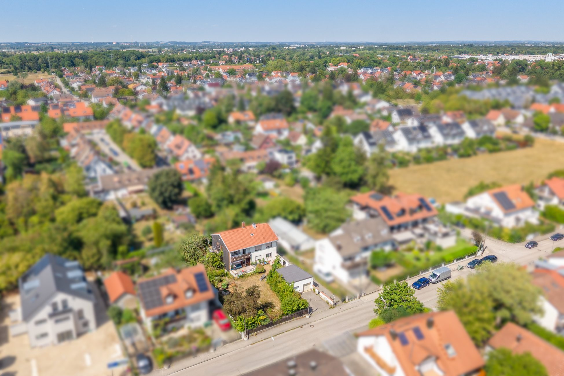 Aigner Immobilien GmbH - Immobilienangebot - 80999 München - Allach - Baugrund für Ein- / Zweifamilienhäuser - Attraktives Grundstück in Südostlage mit ca. 1.000 m² und Altbestand