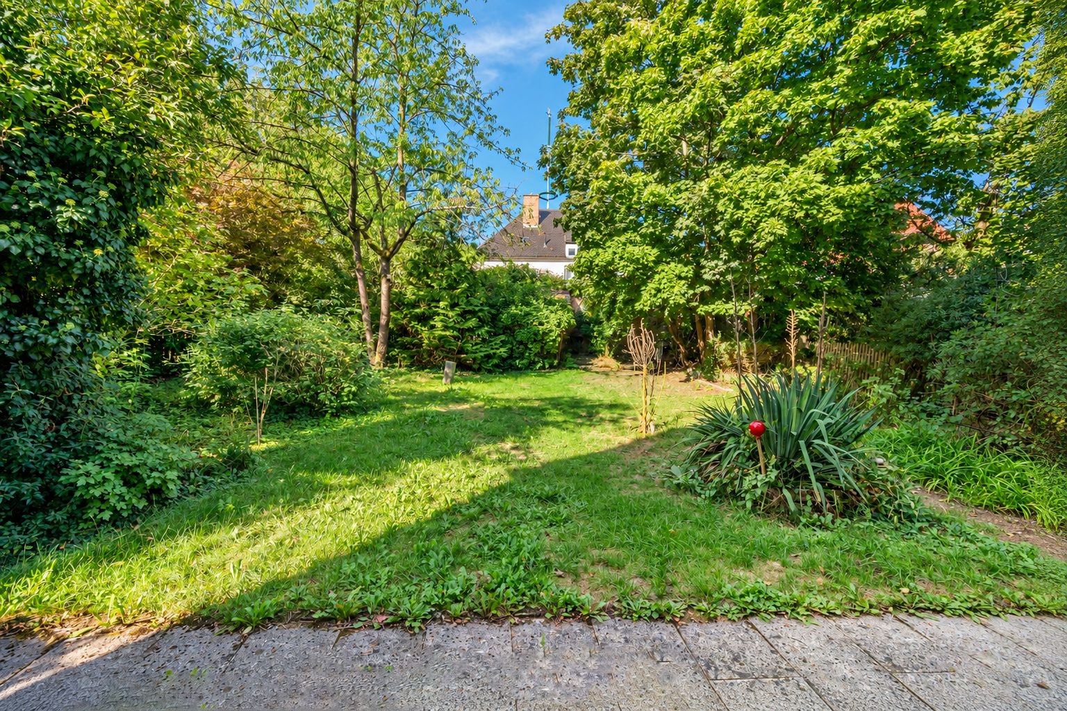 Aigner Immobilien GmbH - Immobilienangebot - 81241 München - Pasing - Einfamilienhaus - Freistehendes Einfamilienhaus mit idyllischem Garten und viel Raum für neue Ideen