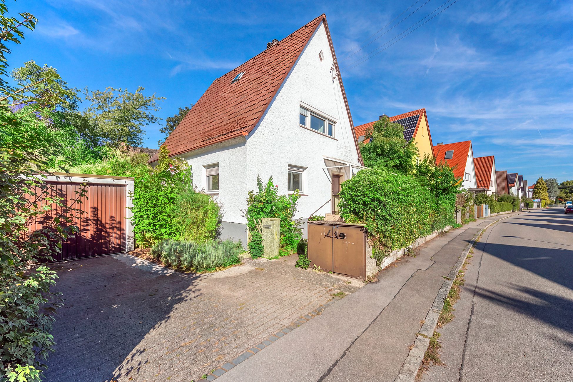 Aigner Immobilien GmbH - Immobilienangebot - 81241 München - Pasing - Einfamilienhaus - Freistehendes Einfamilienhaus mit idyllischem Garten und viel Raum für neue Ideen