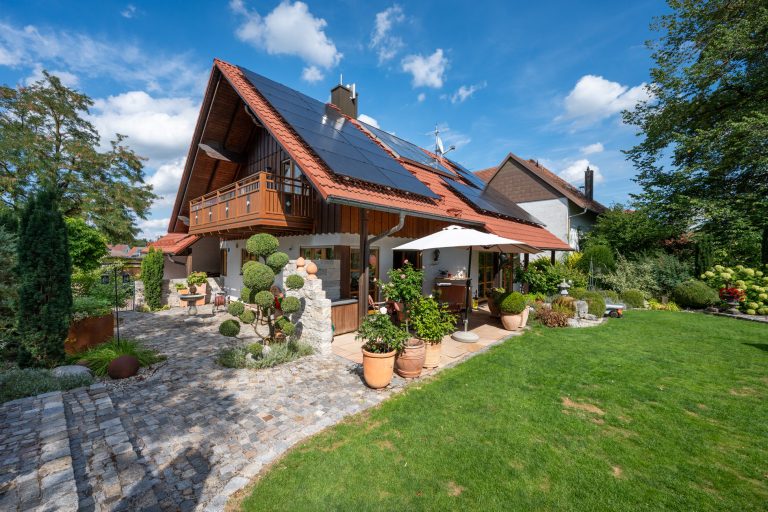 Aigner Immobilien GmbH - Immobilienangebot - 85405 Nandlstadt - LK Freising - Einfamilienhaus - Schönes Einfamilienhaus mit traumhaftem Garten in verkehrsberuhigter Lage