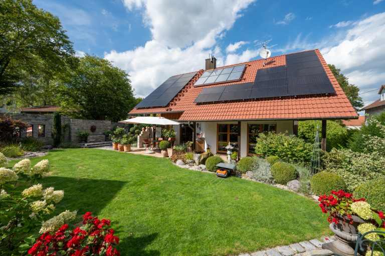 Aigner Immobilien GmbH - Immobilienangebot - 85405 Nandlstadt - LK Freising - Einfamilienhaus - Schönes Einfamilienhaus mit traumhaftem Garten in verkehrsberuhigter Lage