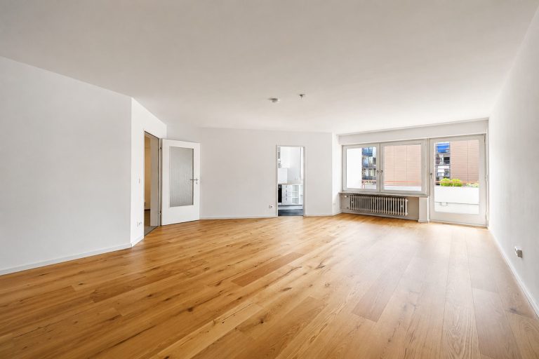 Aigner Immobilien GmbH - Immobilienangebot - 80992 München - Moosach - Etagenwohnung - Schöne 1-Zimmer-Wohnung mit Balkon & Tiefgaragenstellplatz in München-Moosach