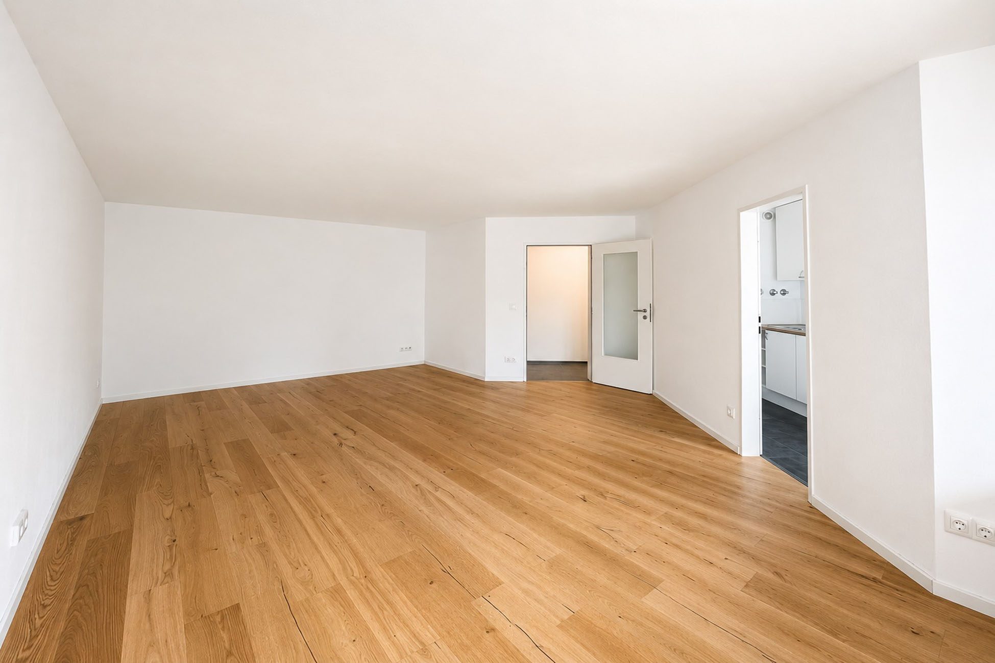 Aigner Immobilien GmbH - Immobilienangebot - 80992 München - Moosach - Etagenwohnung - Schöne 1-Zimmer-Wohnung mit Balkon & Tiefgaragenstellplatz in München-Moosach