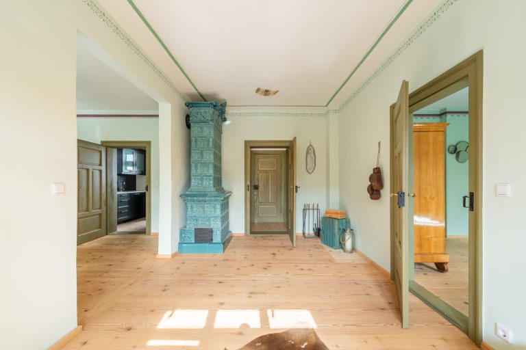 Aigner Immobilien GmbH - Immobilienangebot - 85591 Vaterstetten - Vaterstetten - Einfamilienhaus - Denkmalgeschütztes Schmückstück in Vaterstetten!