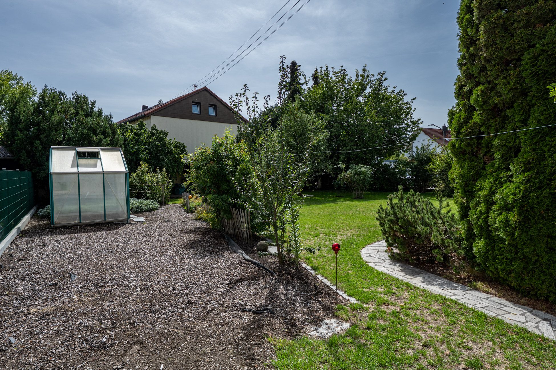 Aigner Immobilien GmbH - Immobilienangebot - 82216 Maisach - Maisach - Einfamilienhaus - Gartentraum sucht Familie: Vielseitiges Wohnkonzept mit Zukunft