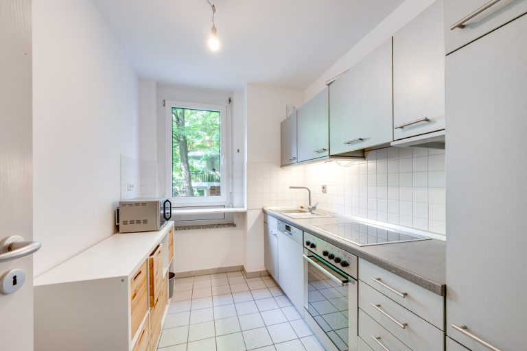Aigner Immobilien GmbH - Immobilienangebot - 80798 München - Maxvorstadt - Etagenwohnung - Wohnen in der Maxvorstadt – 2-Zimmer-Wohnung in ruhiger Seitenstraße