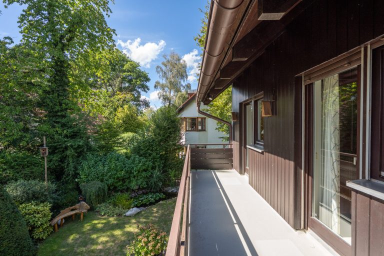 Aigner Immobilien GmbH - Immobilienangebot - 81477 München - Solln - Reiheneckhaus - Sonniges Reiheneckhaus mit viel Privatsphäre und Raum für die Zukunft