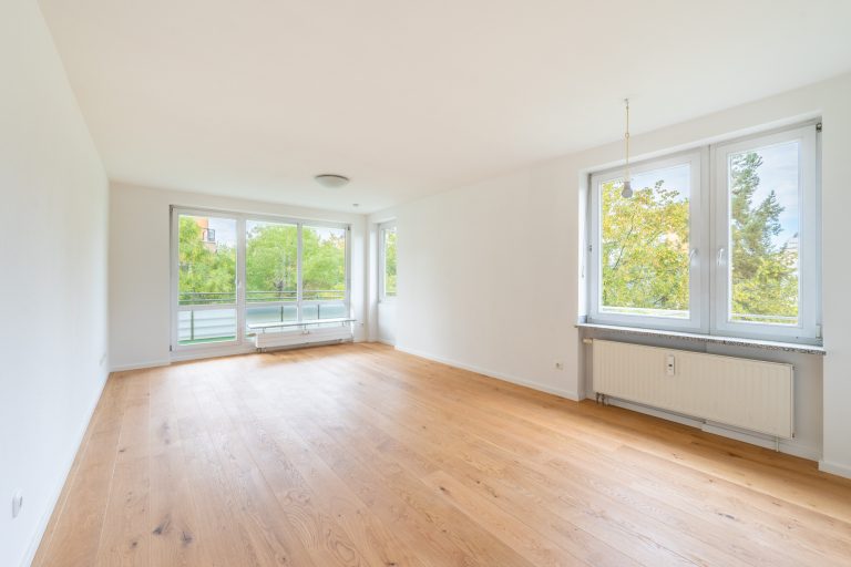 Aigner Immobilien GmbH - Immobilienangebot - 80807 München - Schwabing - Etagenwohnung - Ruhig gelegene 4-Zimmer-Wohnung mit optimalem Grundriss und Balkon zum grünen Innenhof