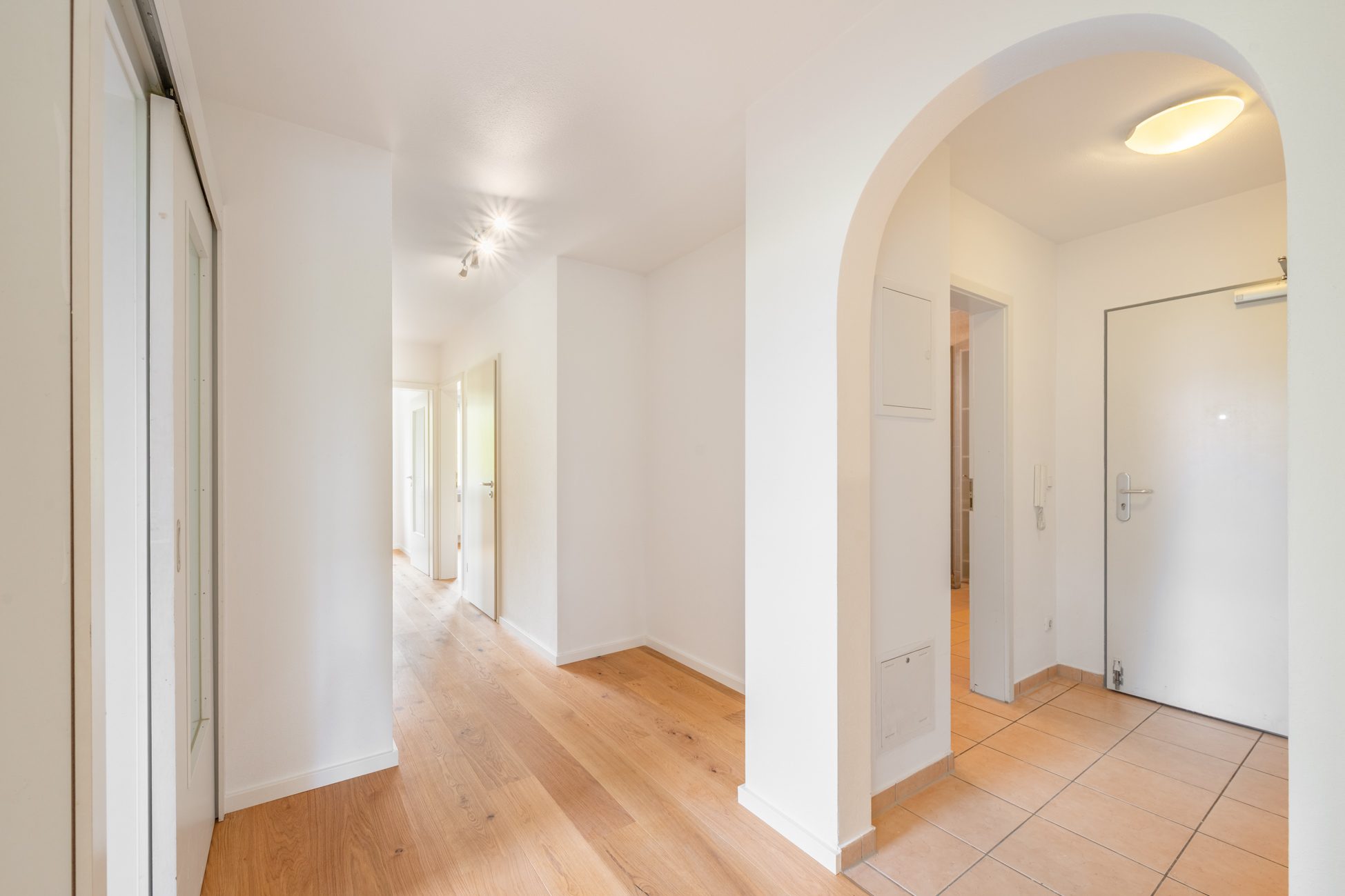 Aigner Immobilien GmbH - Immobilienangebot - 80807 München - Schwabing - Etagenwohnung - Ruhig gelegene 4-Zimmer-Wohnung mit optimalem Grundriss und Balkon zum grünen Innenhof