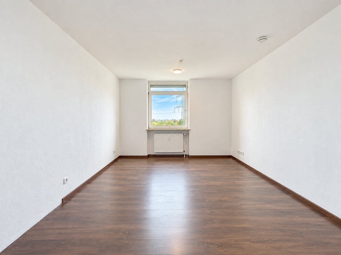 Aigner Immobilien GmbH - Immobilienangebot - 81243 München - Aubing - Etagenwohnung - Viel Raum zum Wohlfühlen: Attraktive 4-Zimmer-Wohnung mit Loggia und Weitblick