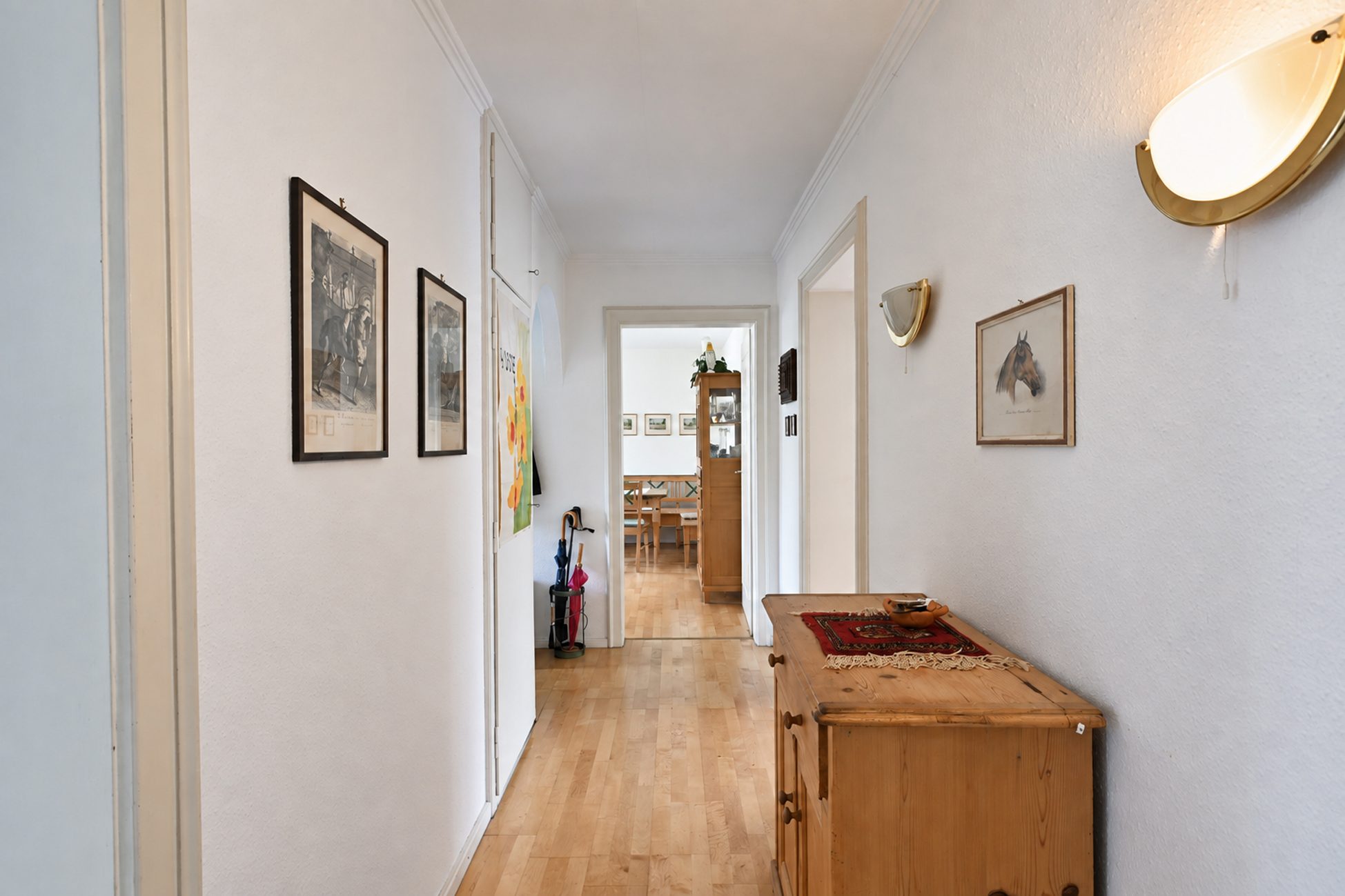 Aigner Immobilien GmbH - Immobilienangebot - 80796 München - Schwabing-West - Etagenwohnung - Großzügige 2-Zimmer-Wohnung mit Balkon ins Grüne